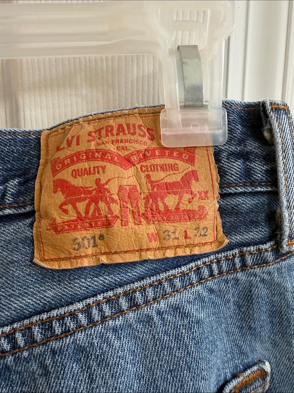 Levi's 501 Button Fly Men’s Straight  Jeans - Medium Blue Denim